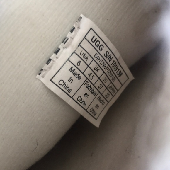 UGG Momma Mongolian boots very sexy size 7 limited edition rare find never worn - Picture 5 of 6